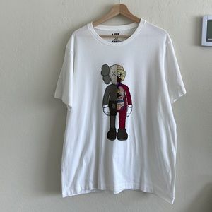 Authentic Uniqlo X Kaws white tshirt